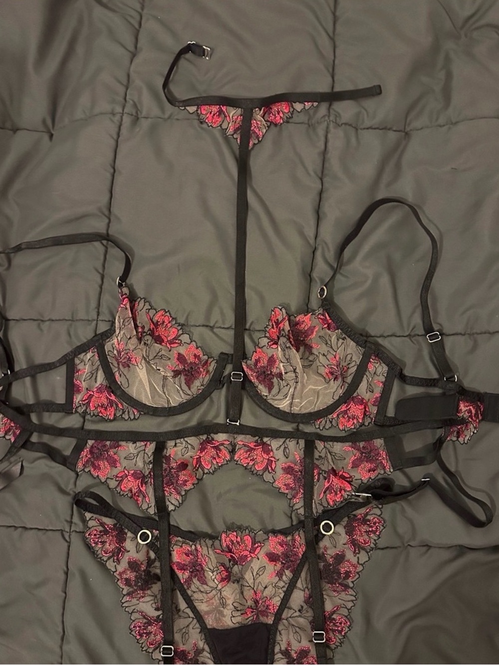 Embroidered Floral Lingerie Set – Bra, Garter Belt & Thong